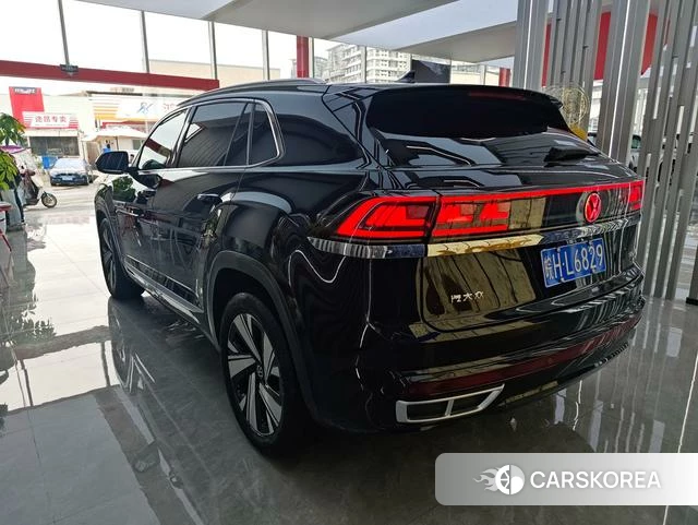 Volkswagen Tourang id 4216804 из Китая 13