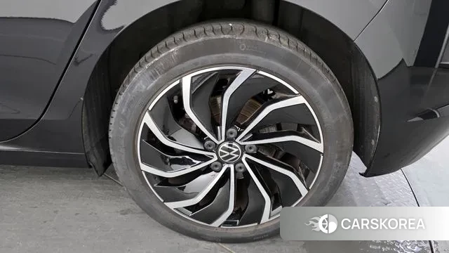 Volkswagen Golf 8th Generation id 2998777 из Кореи 15