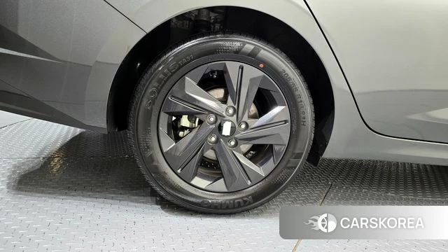 Hyundai Avante Hybrid (CN7) id 4355734 из Кореи 26