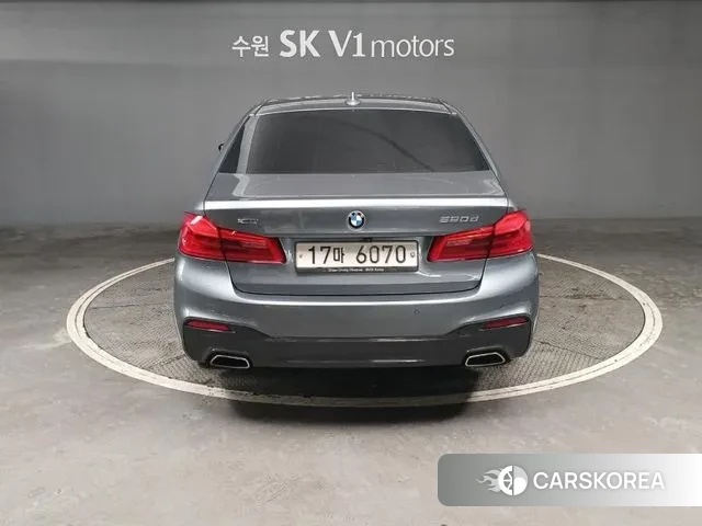 BMW 5 Series (G30) id 3552975 из Кореи 15