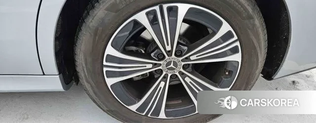 Mercedes-Benz E-Class W214 2025 Серебряный из Кореи, фото 5