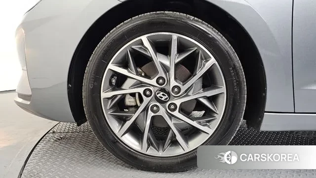 Hyundai The New Avante AD id 3608202 из Кореи 15