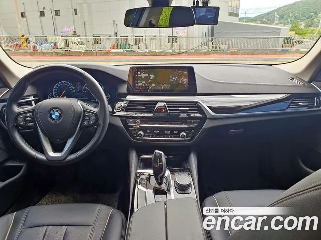 BMW 5 Series (G30) id 2907679 из Кореи 7