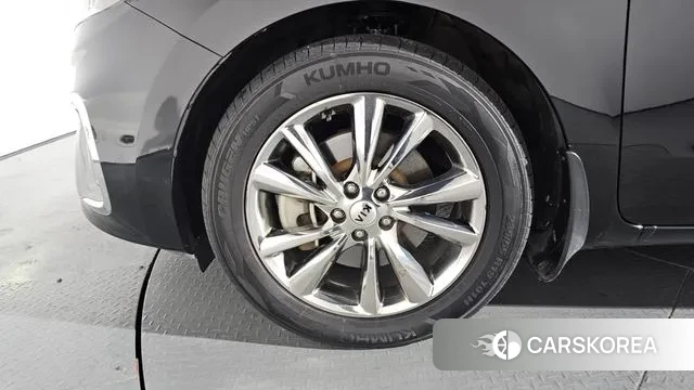 Kia The New Carnival id 3469940 из Кореи 15