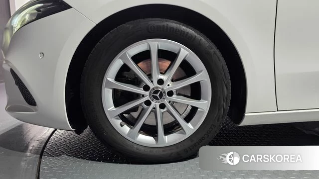 Mercedes-Benz A-Class W177 id 4732322 из Кореи 15