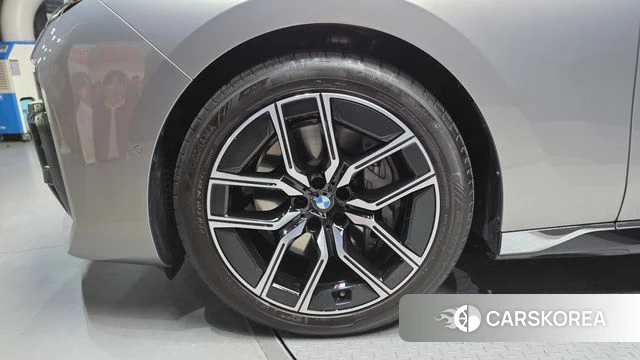 BMW 7 Series (G70) id 4421590 из Кореи 25