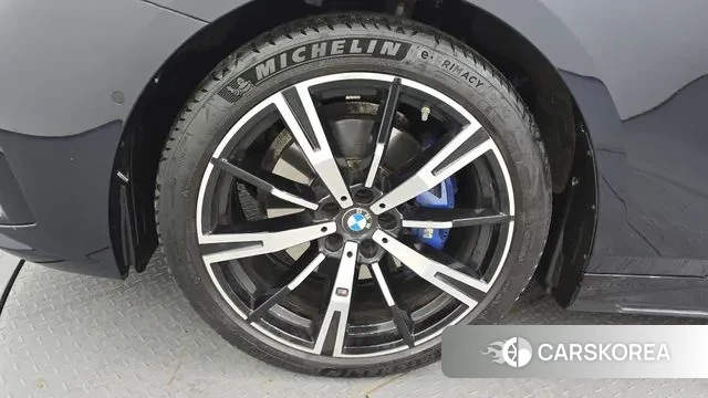 BMW 5 Series (G60) id 3596494 из Кореи 15