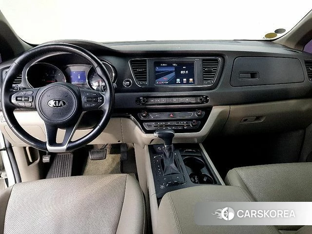 Kia All New Carnival id 4652428 из Кореи 15