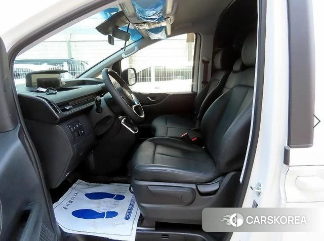 Hyundai Staria id 4487875 из Кореи 14