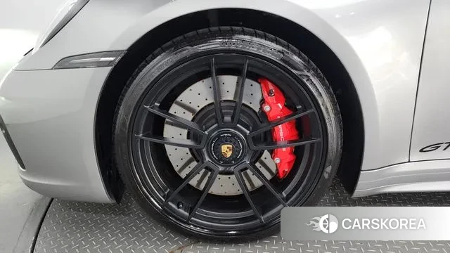 Porsche 911(992) id 3015862 из Кореи 15