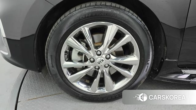 Kia The New Carnival id 4362905 из Кореи 30
