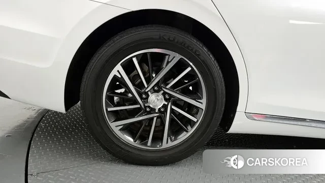 Hyundai The New Grandeur IG id 3474180 из Кореи 15