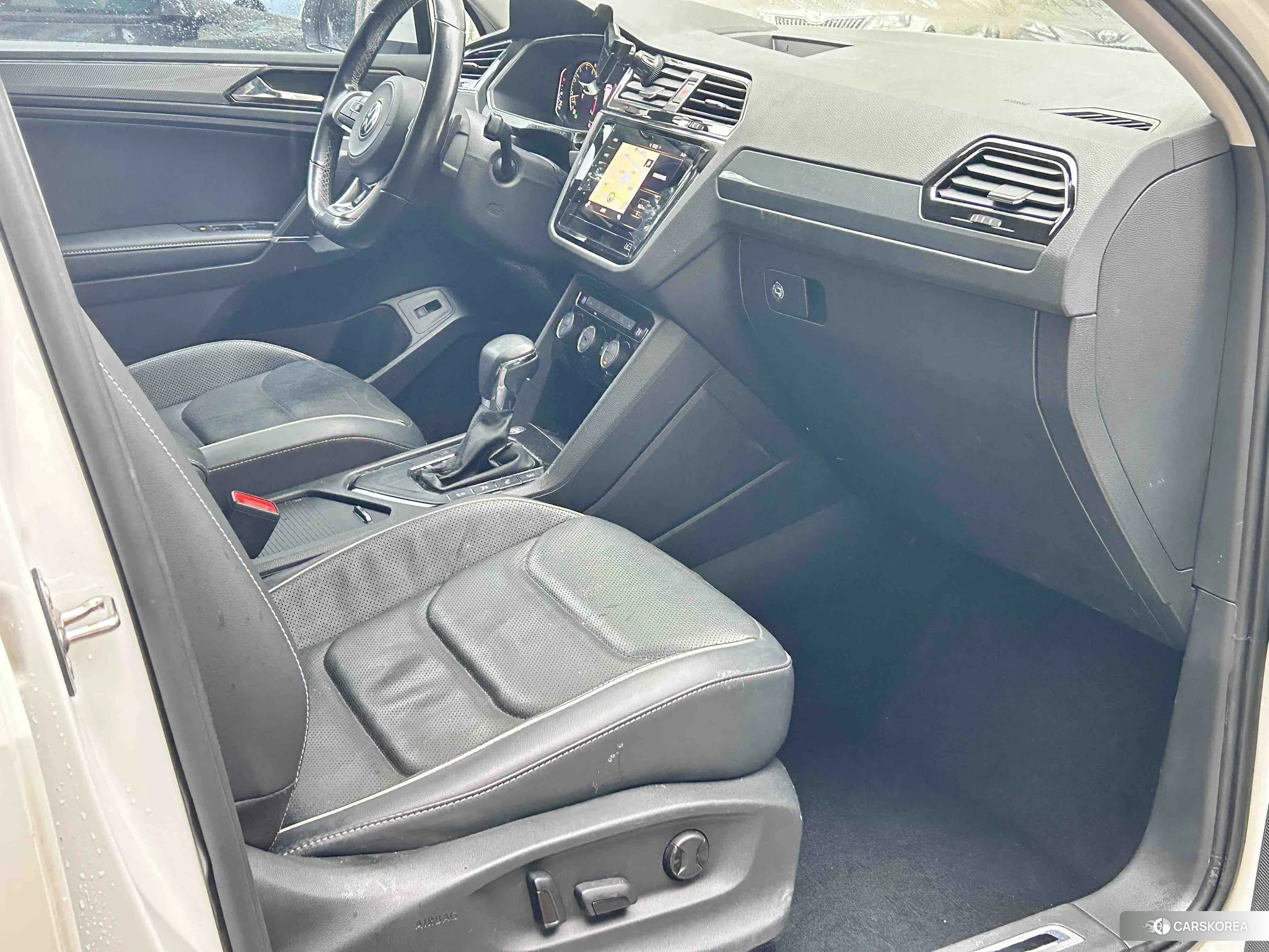 Volkswagen Tiguan L id 4499155 из Китая 13