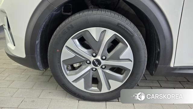 Kia Niro Plus id 4731026 из Кореи 25