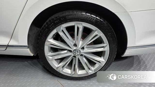 Volkswagen Passat GT (B8) id 4508565 из Кореи 15