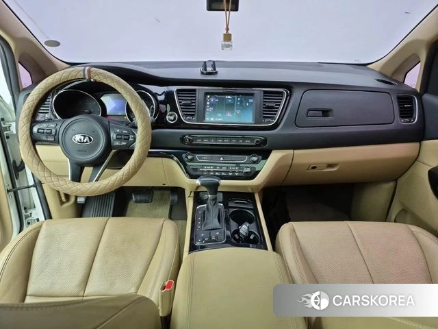 Kia All New Carnival id 4900874 из Кореи 15