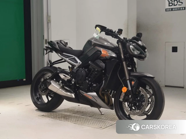 Triumph STREET TRIPLE 765 RS 2024 из Японии, фото 4