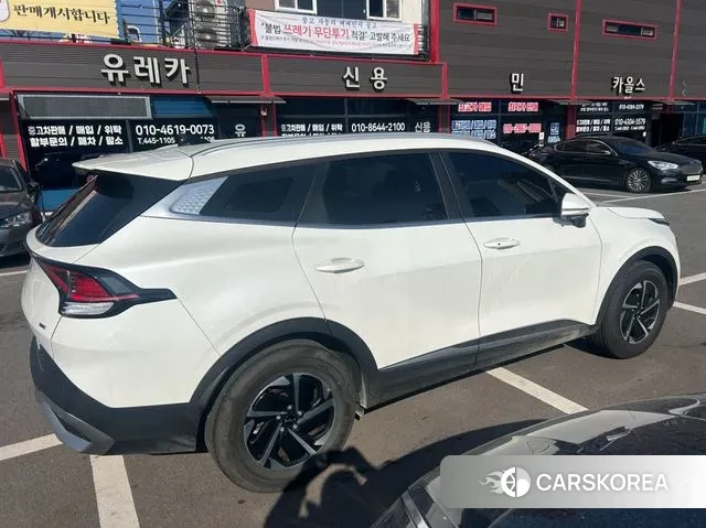 Kia Sportage 5th Generation Hybrid 2022 Белый из Кореи, фото 6