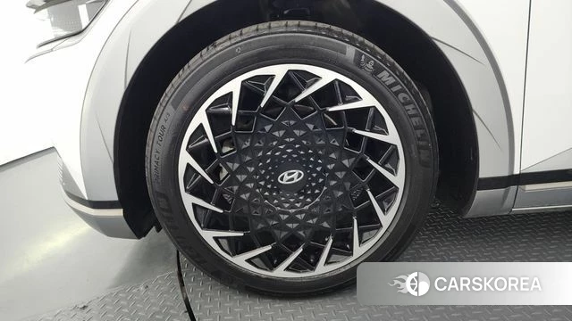 Hyundai Ionic 5 id 4187141 из Кореи 15