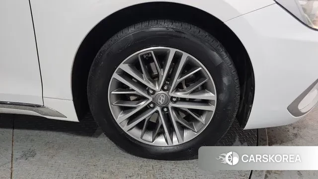 Hyundai Grandeur IG id 3661740 из Кореи 15