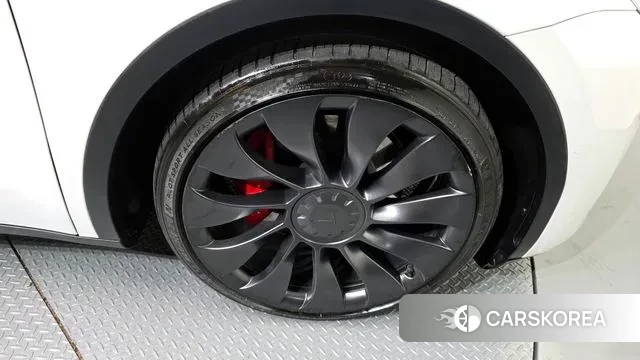 Tesla Model Y id 3394681 из Кореи 15