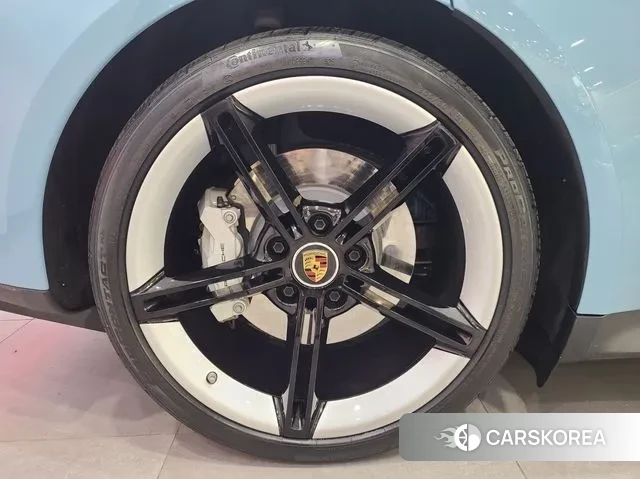 Porsche Taycan id 3289305 из Кореи 15