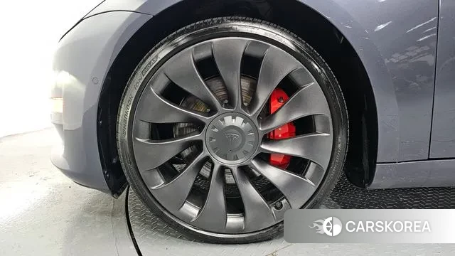 Tesla Model 3 id 3697611 из Кореи 15