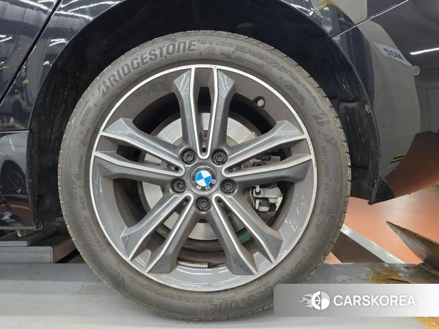BMW 1 Series (F40) 2024 Черный из Кореи, фото 5