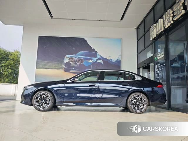 BMW 5 series id 4190520 из Китая 13