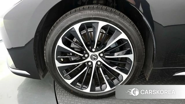 Lexus LS500h 5th generation id 4282586 из Кореи 15