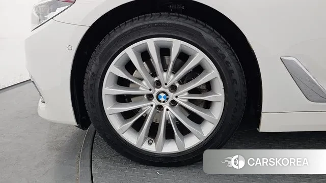 BMW 5 Series (G30) id 3474454 из Кореи 15