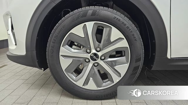 Kia Niro Plus id 4422274 из Кореи 25