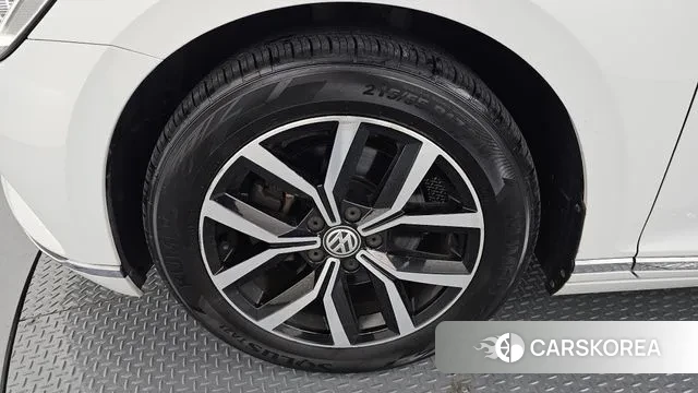 Volkswagen Passat GT (B8) id 3096180 из Кореи 15