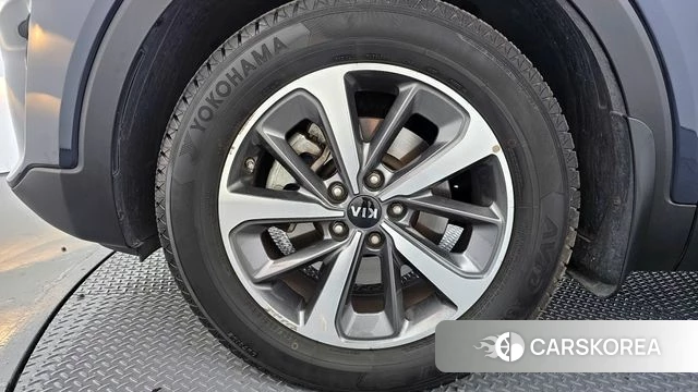 Kia The New Sorento id 4285916 из Кореи 26