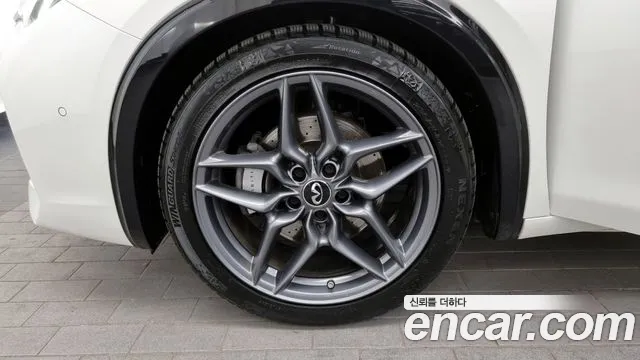 Infiniti Q30 id 2520949 из Кореи 15