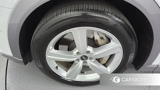 Audi e-Tron id 3218921 из Кореи 15