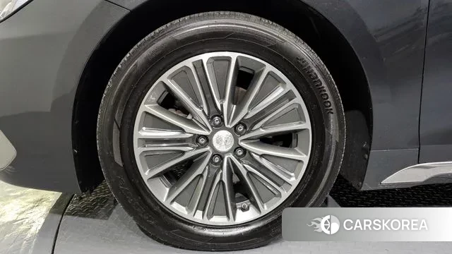 Hyundai Grandeur IG Hybrid id 3520101 из Кореи 15