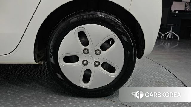Kia The New Kia Ray id 3811667 из Кореи 15