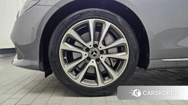 Mercedes-Benz E-Class W213 id 4742089 из Кореи 26
