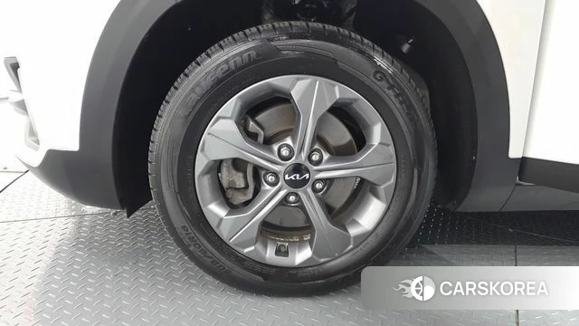 Kia Seltos id 4018147 из Кореи 15