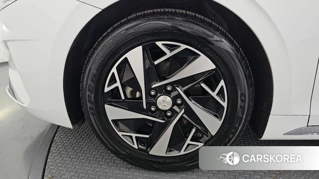 Hyundai The New Grandeur IG Hybrid id 4231692 из Кореи 32