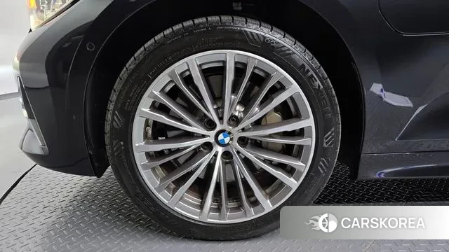 BMW 3 Series (G20) id 3335077 из Кореи 15