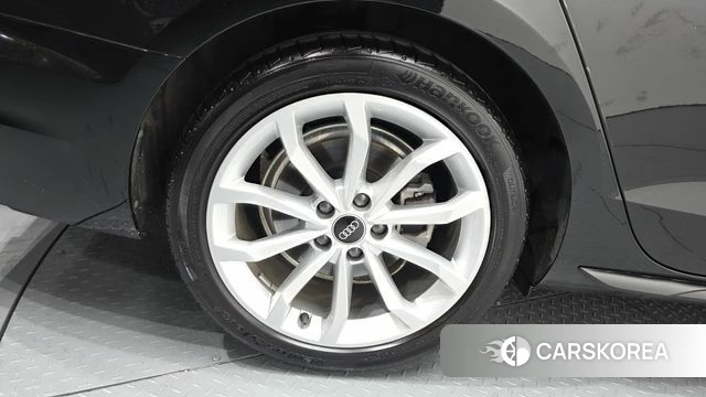 Audi A4 (B9) id 4354515 из Кореи 28