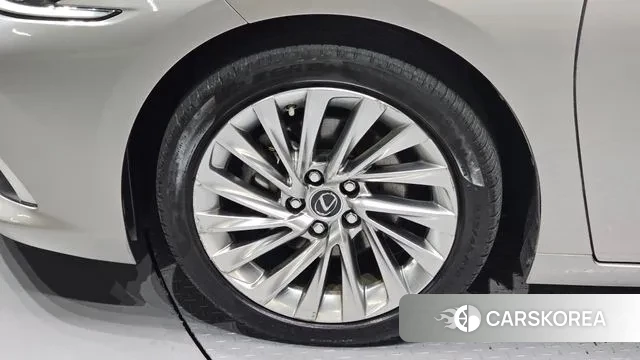 Lexus ES300h 7th generation id 2966246 из Кореи 15