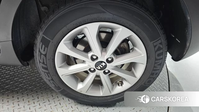 Kia Stonic id 4856426 из Кореи 26