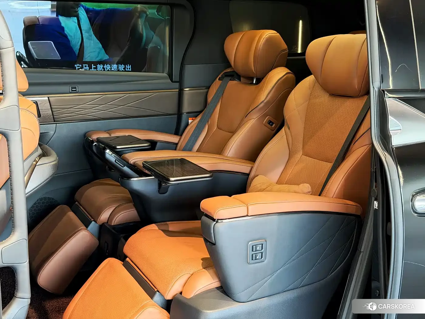 Toyota Vellfire id 4583795 из Китая 7