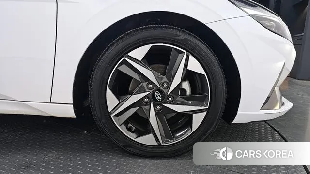 Hyundai Avante (CN7) id 3556290 из Кореи 15