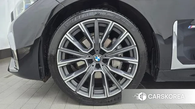 BMW 7 Series (G11) id 3323911 из Кореи 15