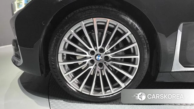 BMW 7 Series (G11) id 3910325 из Кореи 15