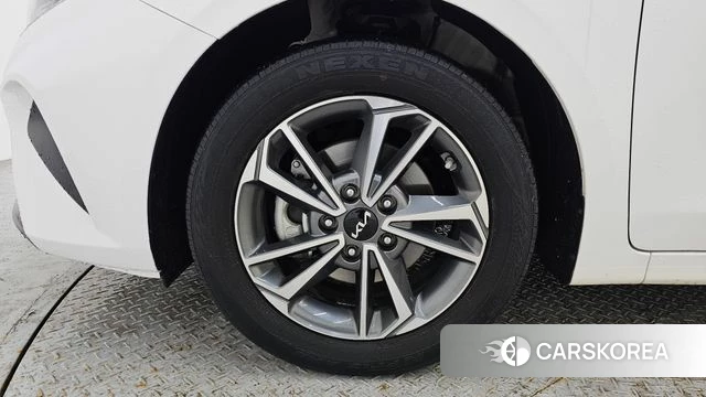 Kia The New K3 2nd generation id 3915438 из Кореи 15